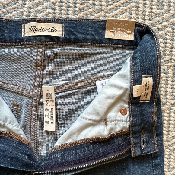 NWT - Madewell - The Tall Perfect Vintage Wide-Leg Jean in Fairdale Wash - Picture 6 of 8